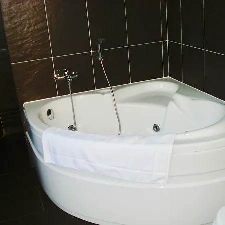 Chateau De La Vallee, Normandy Villa *