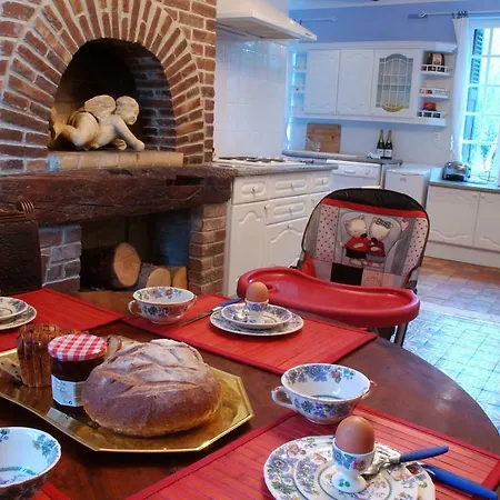 Chateau De La Vallee, Normandy Villa *