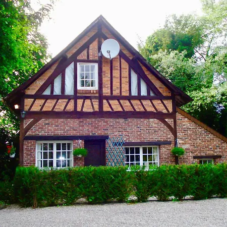 Chateau De La Vallee, Normandy Its Adjacent Cottage, Sleeps A Total Of 26 * Grandcourt (Seine-Maritime)