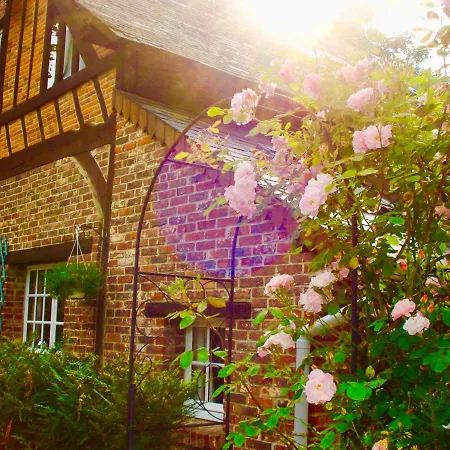 Villa Chateau De La Vallee, Normandy Its Adjacent Cottage, Sleeps A Total Of 26