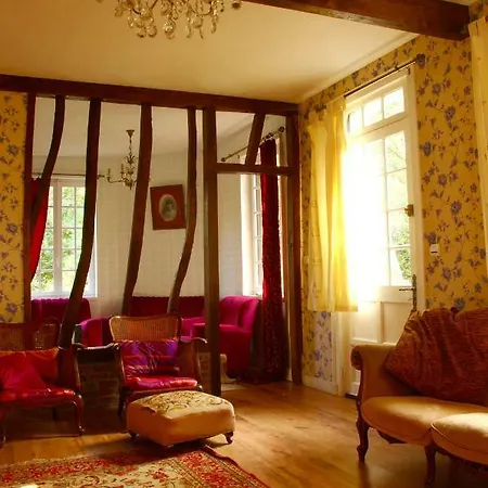 Vila Chateau De La Vallee, Normandy *